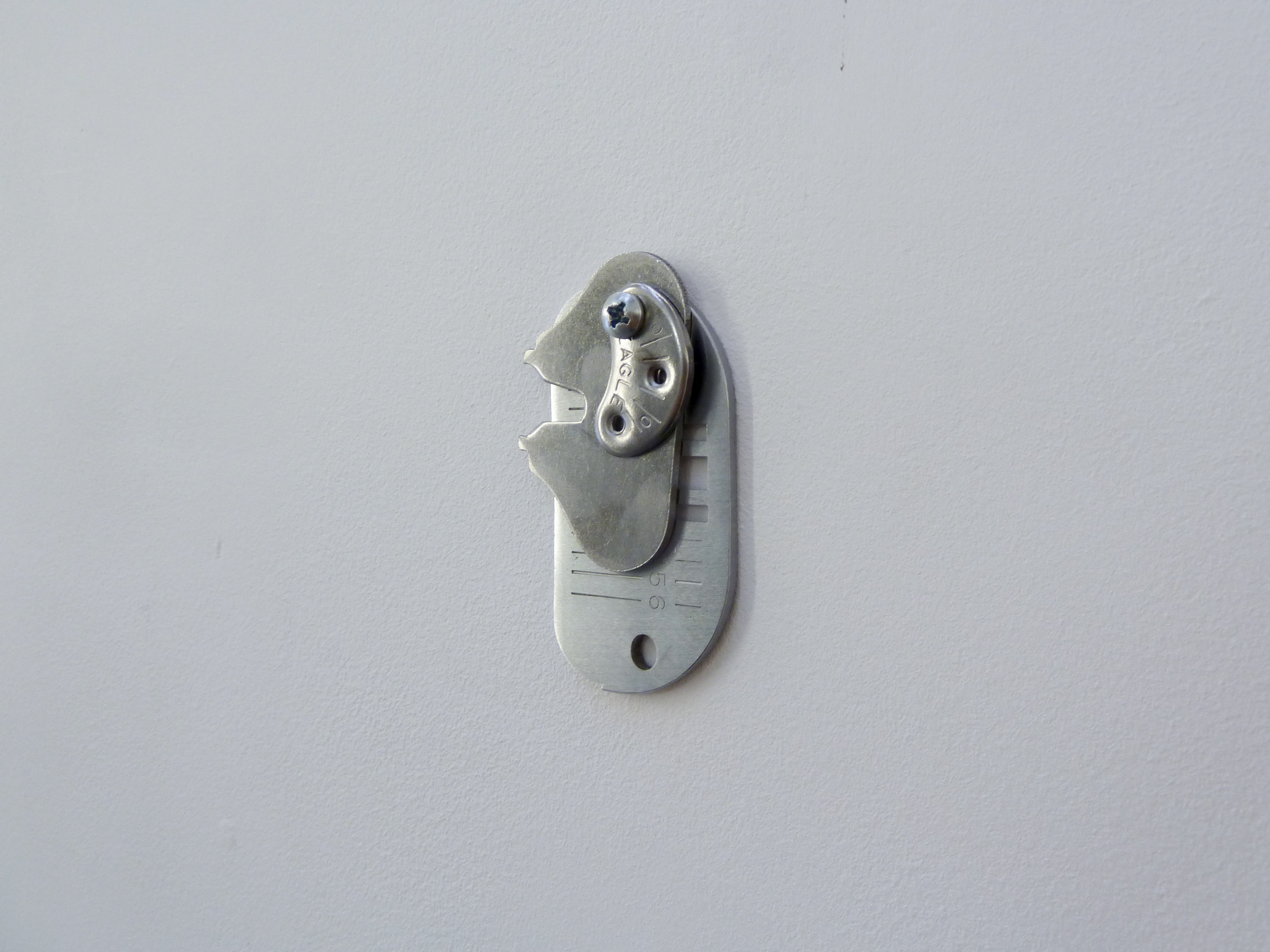 Michael Ross, Feminine Mettle, 2017, metal, 6,5 x 4 cm